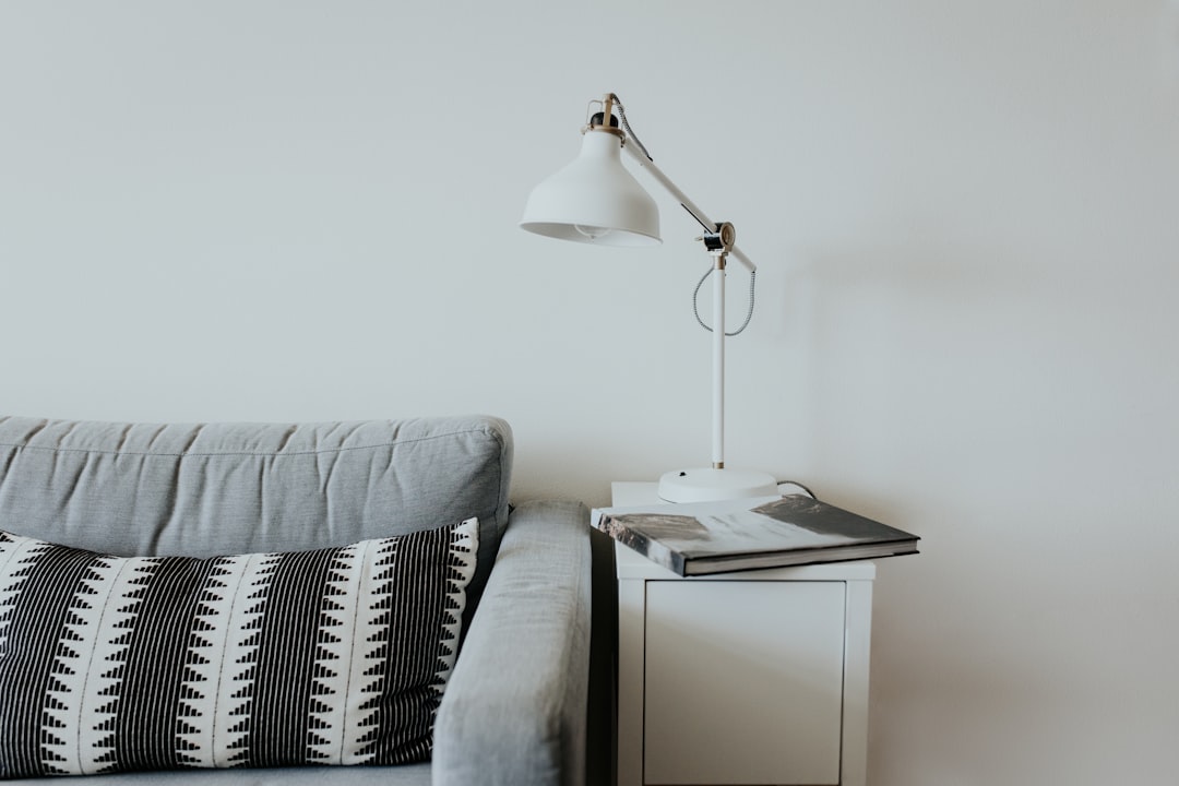 Tips voor het kiezen van de perfecte verlichting voor je woonkamer